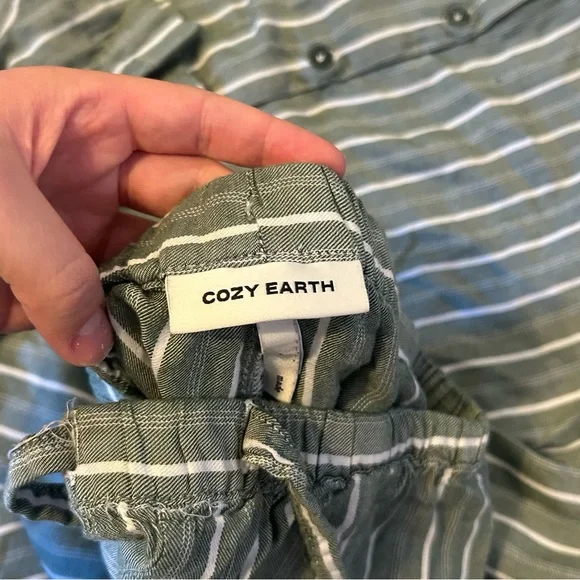 Cozy Earth Women's Soft Woven in Striped Jasper - Picture 6 of 6